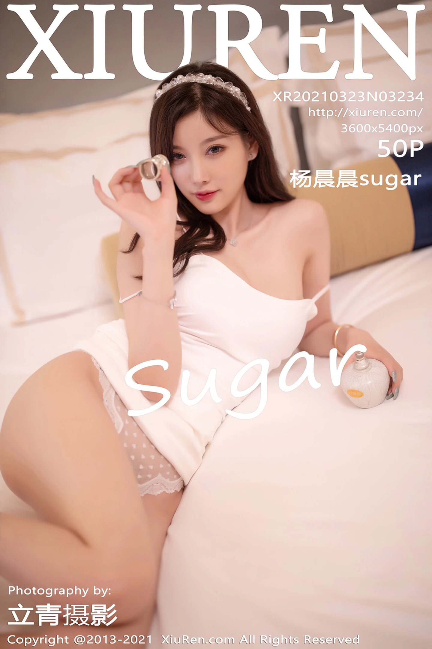 [XiuRen秀人网]VOL.3234 女神杨晨晨sugar私房白色典雅吊裙半撩露完美身材撩人诱惑写真50P-秀人网官方网站